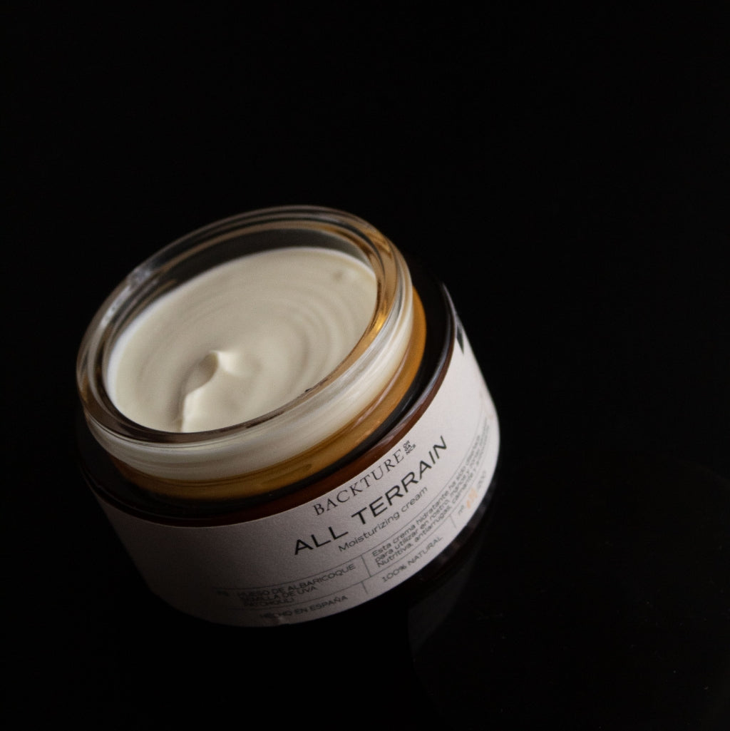 ¿Cuál es la mejor crema antiarrugas para hombres? Esto es lo que tienes que buscar en una rutina antiedad para cuidar de tu piel